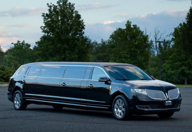 limousine service near me