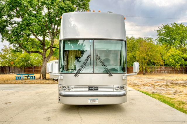 tour bus rental